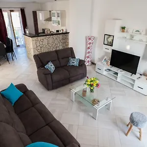 Mario Apartman